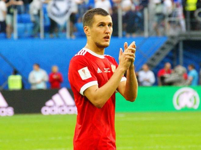 У Васина и Головина летний отпуск продлится три дня
