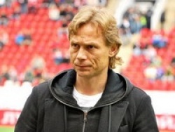 Пятеро футболистов "Сибири" и армавирского "Торпедо" дисквалифицированы за массовую драку на шесть матчей каждый