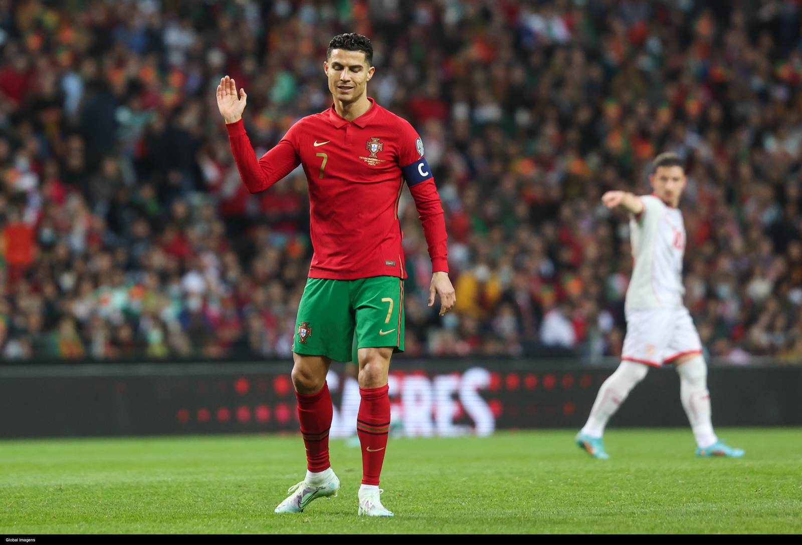 ​Роналду показал фото в очках после прибытия в сборную Португалии