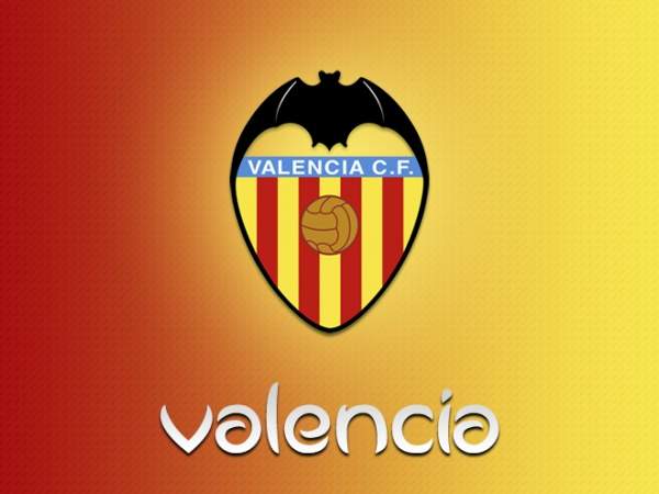 «Валенсия» продлила контракт с голкипером Доменеком