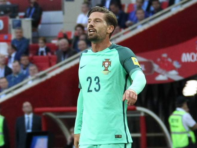 Адриен Силва: "Португалия должна провести матч с Чили на самом высоком уровне"