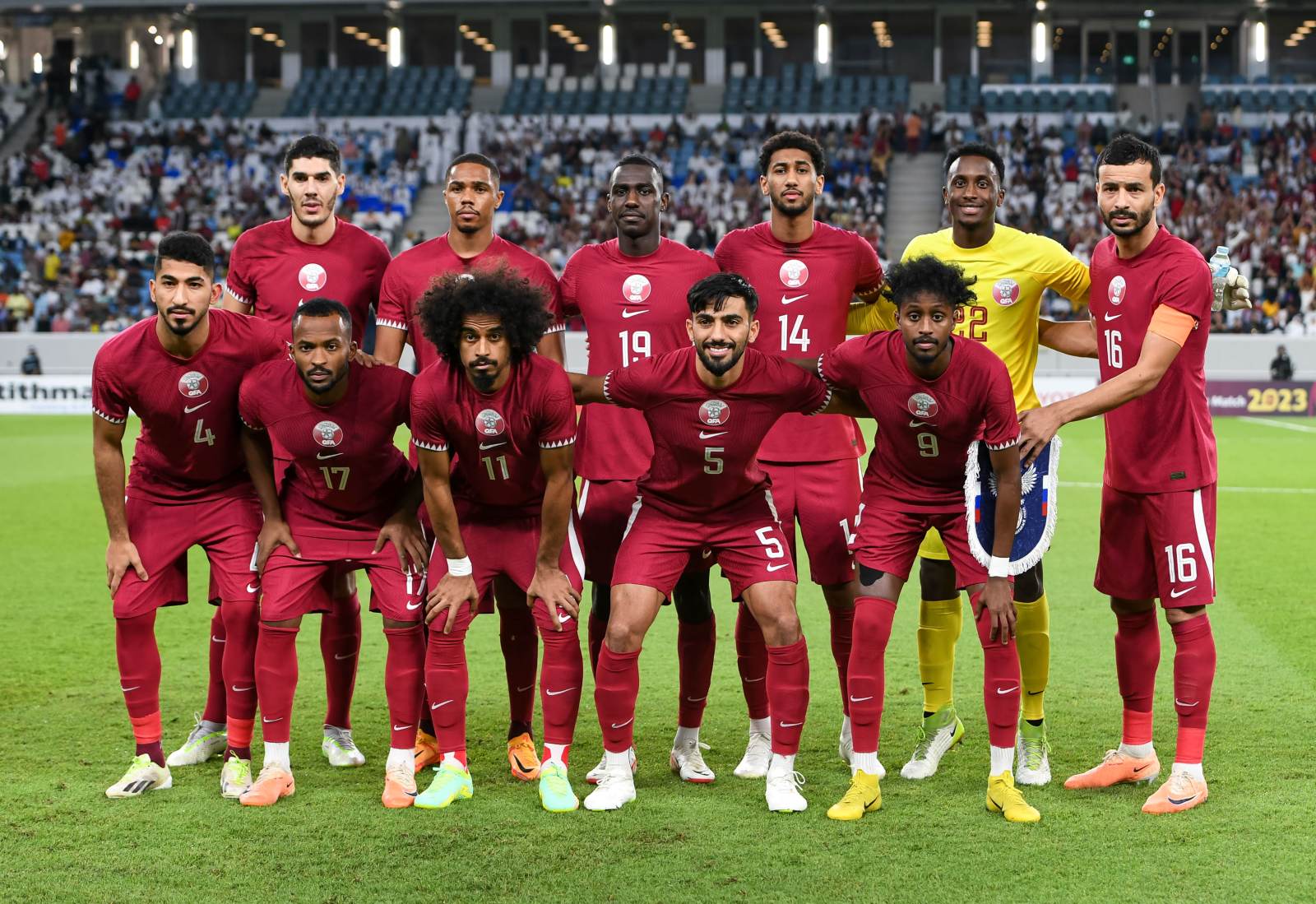Сборная Катара выиграла в третьем матче подряд и отправила домой китайцев
