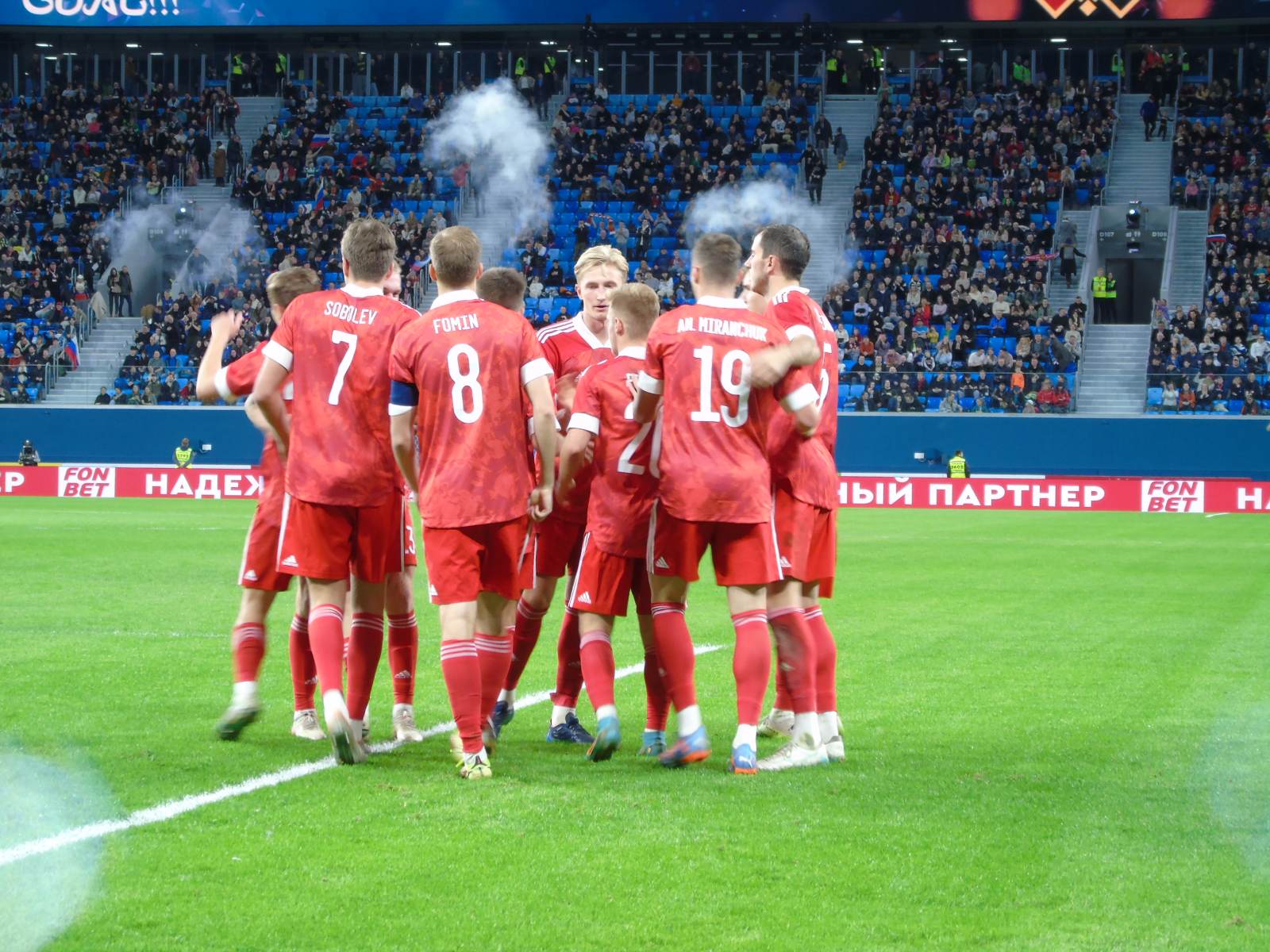 Игроки сборной России сдали кровь для пострадавших во время теракта