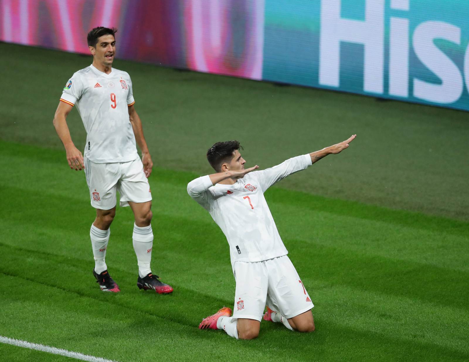 Сборная Испании на флажке обыграла Португалию и стала последним участником плей-офф Лиги наций