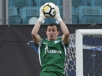 Лунёв займёт место в воротах сборной России в матче с Францией