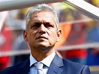 Сборная Эквадора осталась без тренера