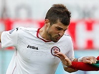 Дзахов подписал контракт с "Амкаром"
