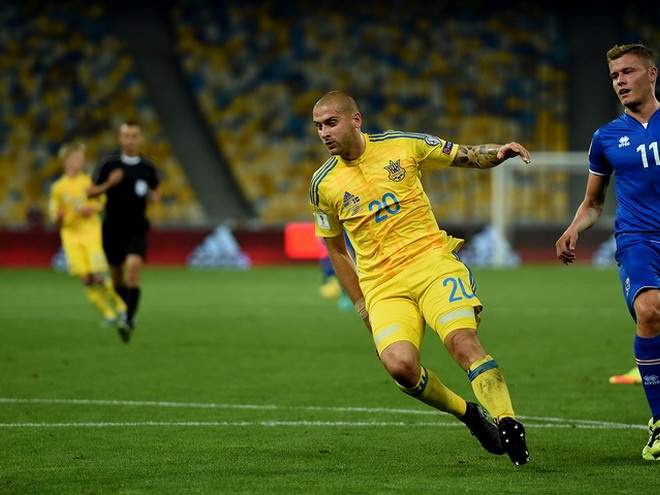 Украинский журналист: "Переход Ракицкого в "Зенит" переживается довольно остро"
