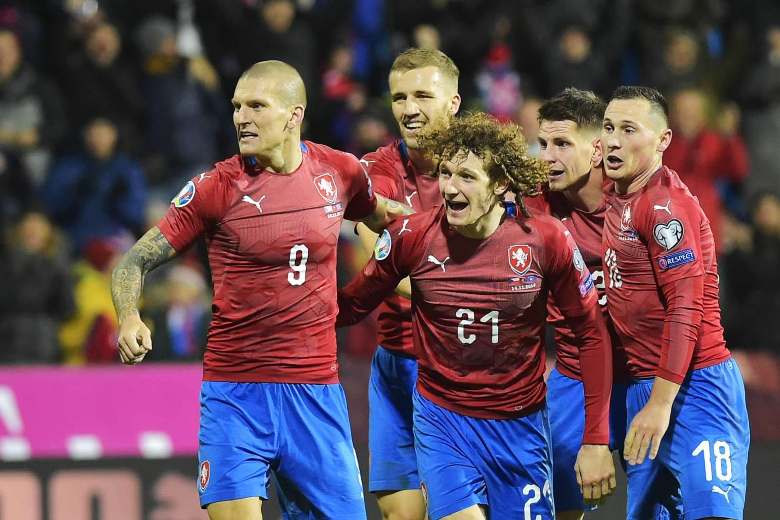 Сборные Чехии и Сербии начали отбор с уверенных побед