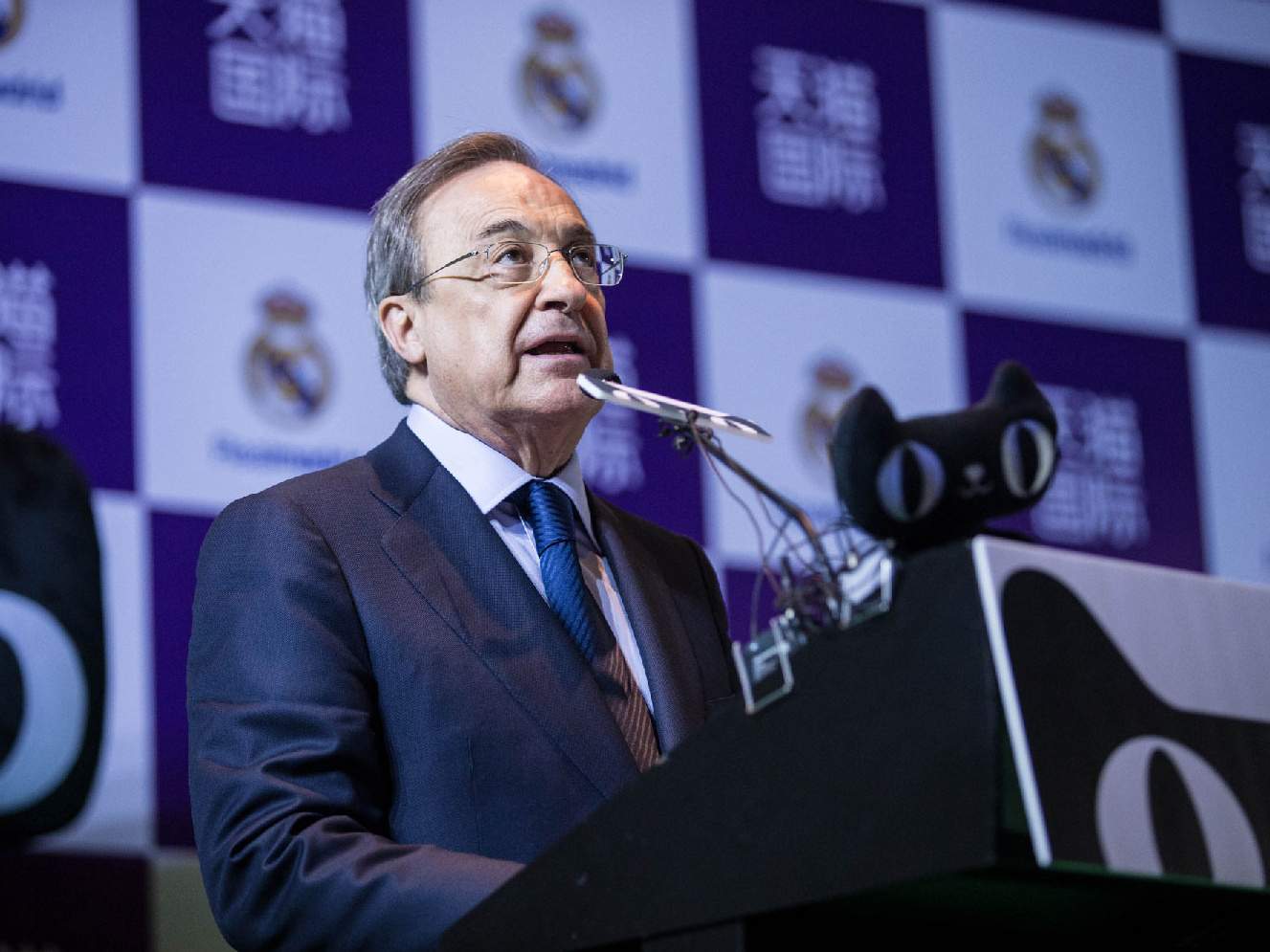 Президент «Реала» Перес извинился перед игроком «Жироны»
