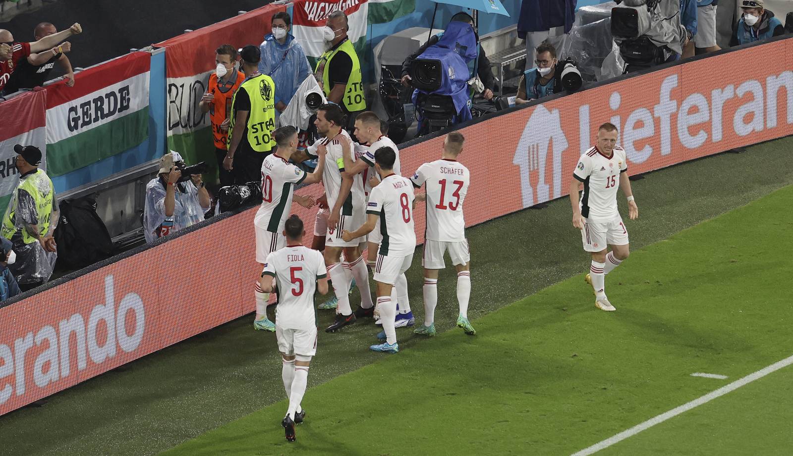 ​ФИФА наказала сборную Венгрии из-за фанатов