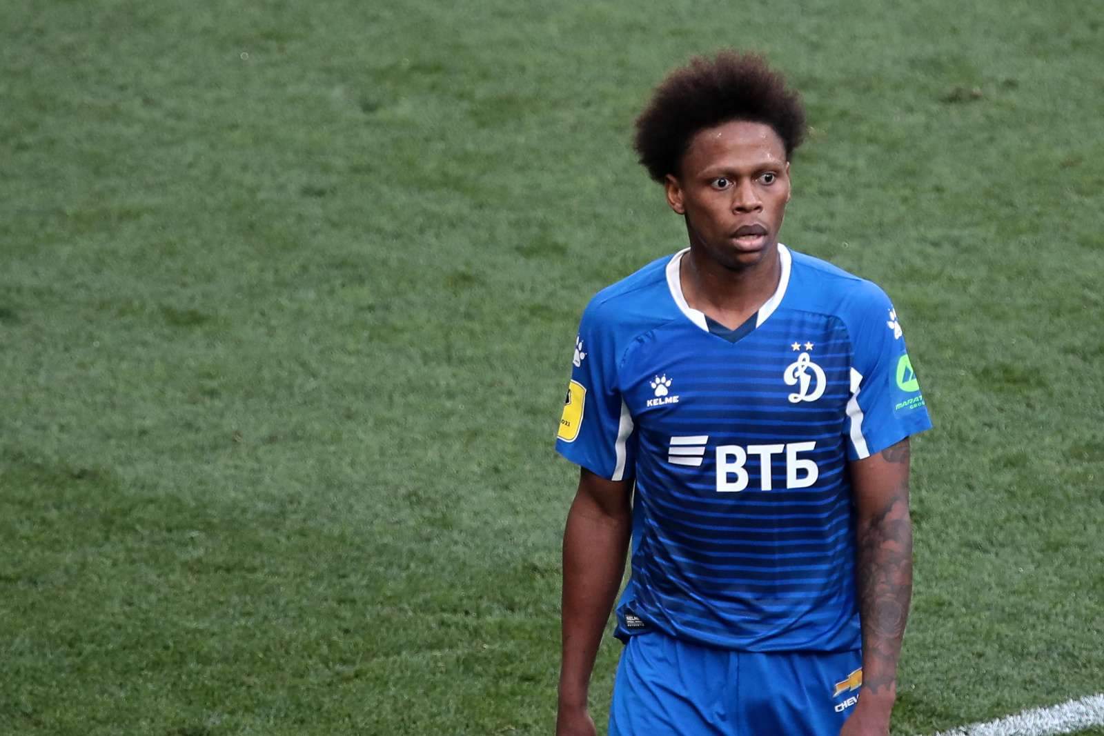 Динамо великое. Клинтон н’жи динамо. Леннон тоттенхэм. Динамо" клинтон н’жи видел слива. Клинтон н’жи динамо.