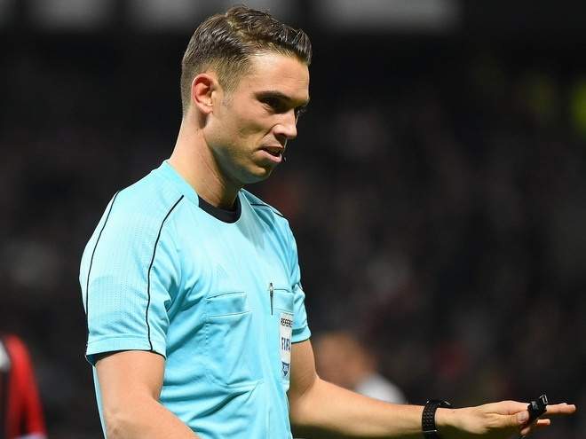 Сандро шерер. Лион тулуза. Сандро шерер. Рефери. Срджан йованович.