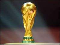 ФИФА: "Футболисты сборной Германии повредили копию кубка мира"