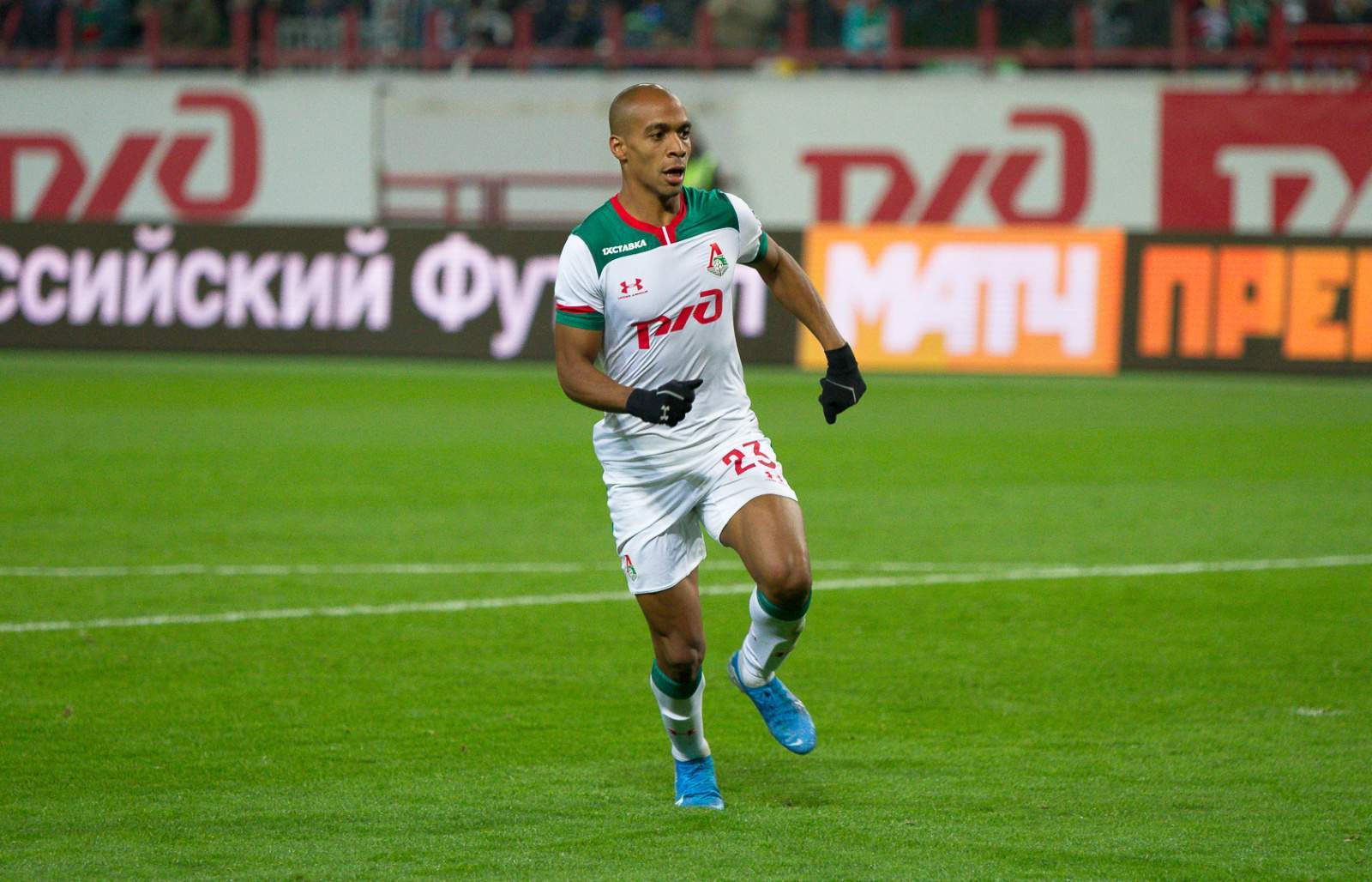 «Бетис» и «Севилья» поборются за экс-игрока «Локомотива»