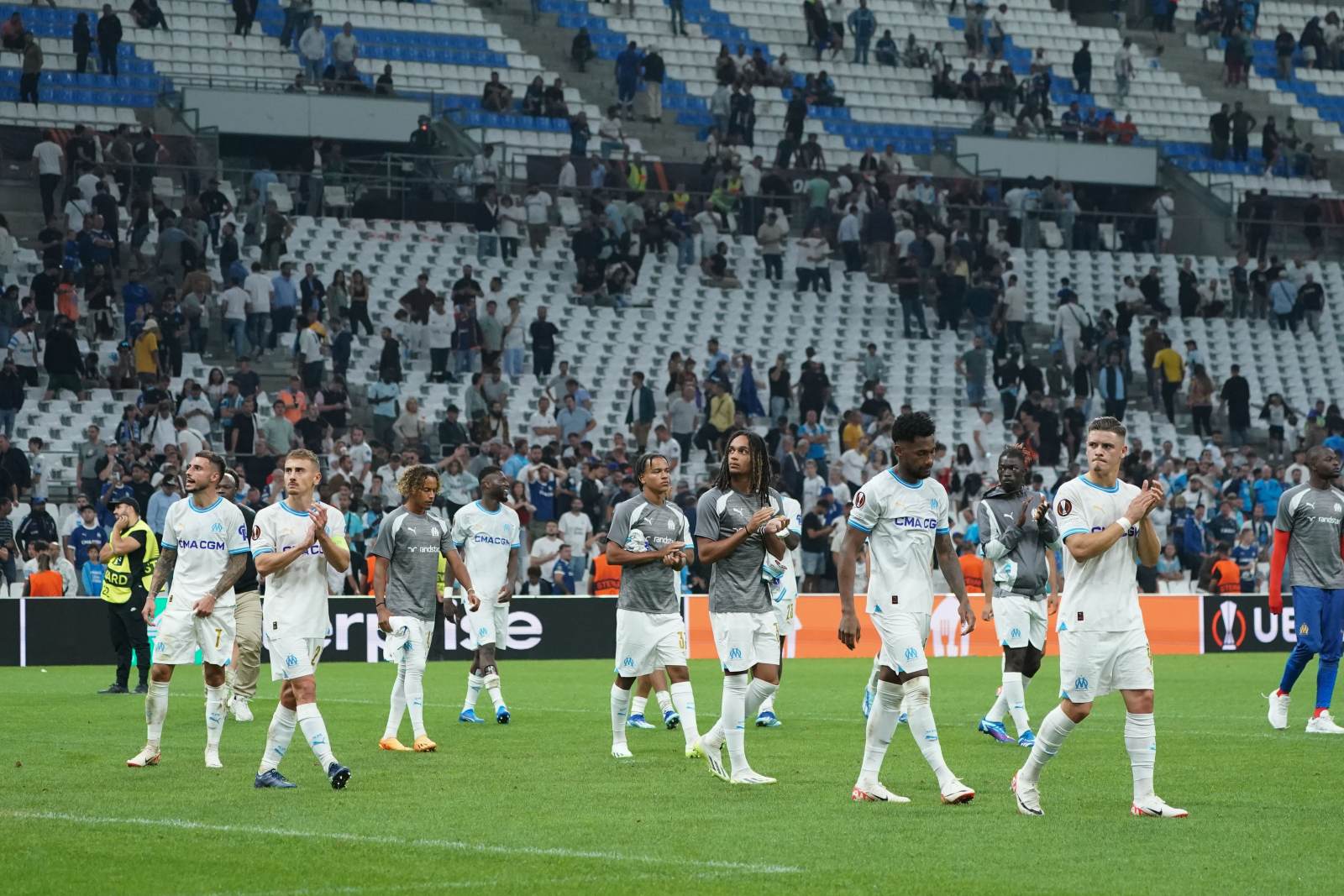 «Марсель» выбил «Бенфику» из Лиги Европы, выиграв серию пенальти