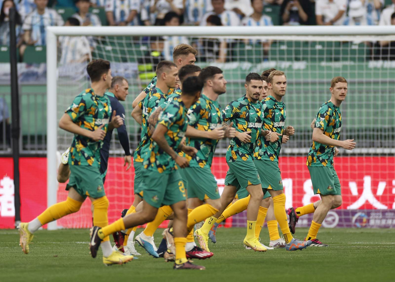 ​Узбекистан вышел в плей-офф Кубка Азии, сыграв вничью с Австралией