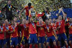ФИФА назвала лучшую сборную мира: Франция на втором месте, Испания - третья