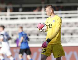 Тоттенхэм может подписать голкипера Арсенала летом