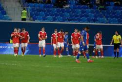 Колыванов: Когда футболистам дают шанс играть за сборную России, они должны умирать на футбольном поле