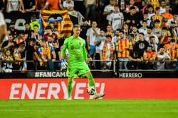 Тер Штеген вышел на второе место среди вратарей по количеству матчей за Барселону
