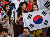 Корейский клуб заменил фанатов на трибунах секс-куклами
