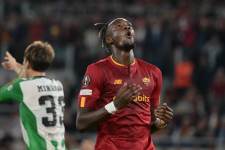 «Рома» готова продать Абрахама, клуб требует 45 млн евро