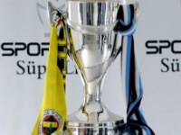"Фенербахче" в серии пенальти вырвал Суперкубок Турции