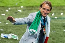 Сборная Италии отгрузила литовцам пять безответных мячей, впервые победив в ранге чемпиона Европы-2020