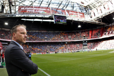 Экс-фовард «Арсенала» Бергкамп появится на денежной купюре в Нидерландах