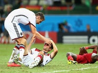 Бойе разбил голову Мюллеру в матче Германия - Гана