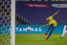 Сборная Бразилии стартовала с победы на Олимпиаде - видео