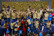 ​«Зенит» показал церемонию награждения после победы в Суперкубке