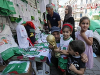 ФИФА оштрафовала Алжир за применение болельщиками лазера