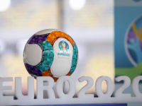 ​Член исполкома УЕФА: «Оцениваем, перенести ли Евро-2020 на год»