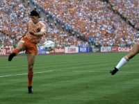 29 лет назад ван Бастен забил легендарный гол в ворота сборной СССР
