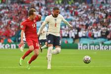 ​ФИФА начала расследование по матчу Польша – Англия, Уокера могли оскорбить на почве расизма
