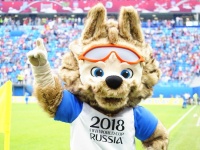 ​Талисман чемпионата мира в России Забивака поучаствовал в открытии мундиаля в Катаре