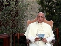 Папа Римский Франциск: "Футбол должен быть школой культуры встречи, приводящей к гармонии и миру между народами"